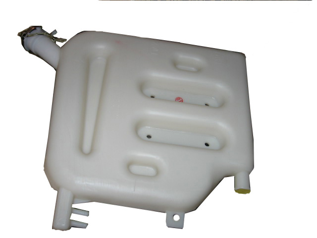 Auxiliary water tank